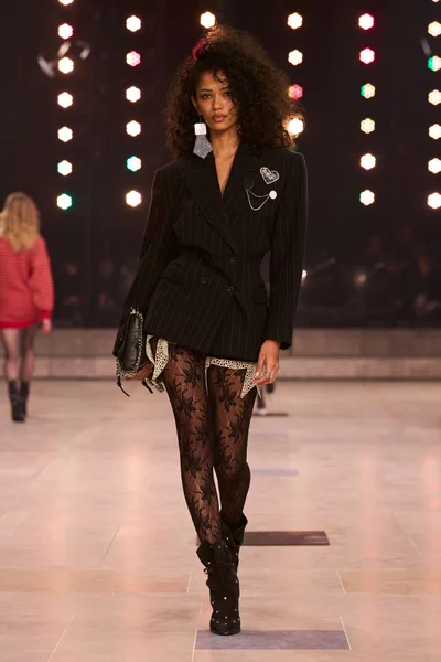 Look 33